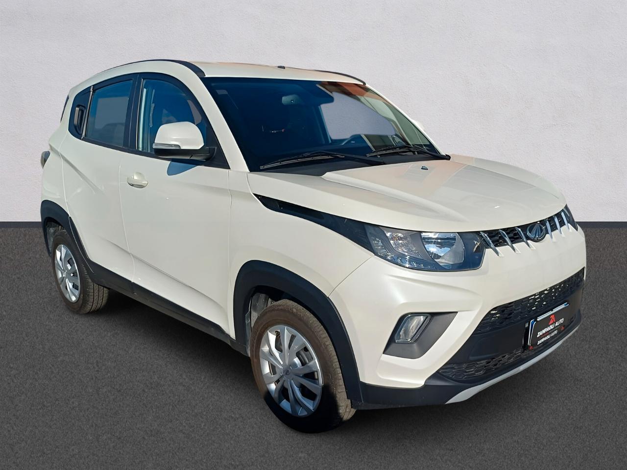 Mahindra KUV100 1.2 VVT K6+ | da €160 al mese
