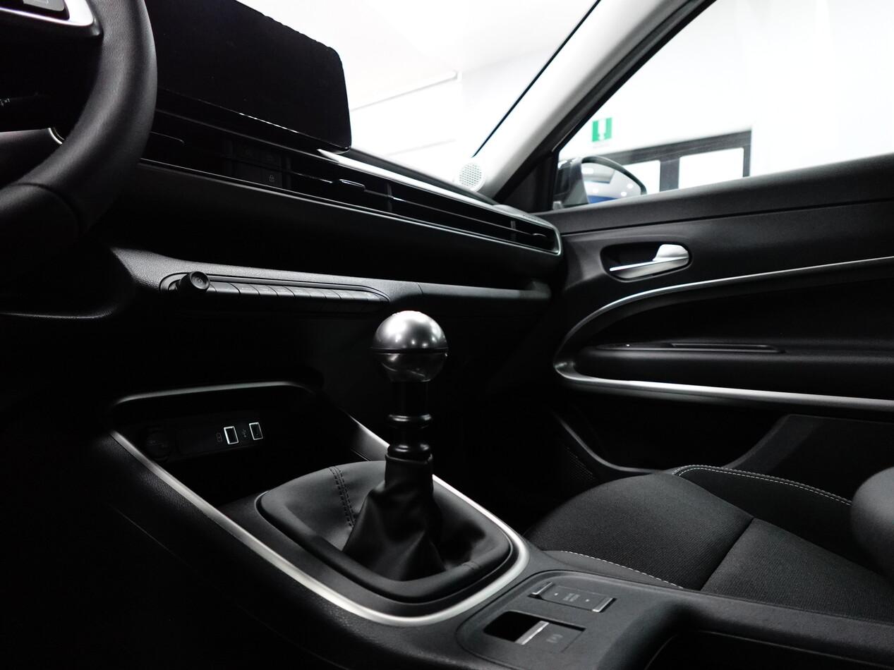 Jeep Avenger 1.2 GSE T3 100 CV ALTITUDE