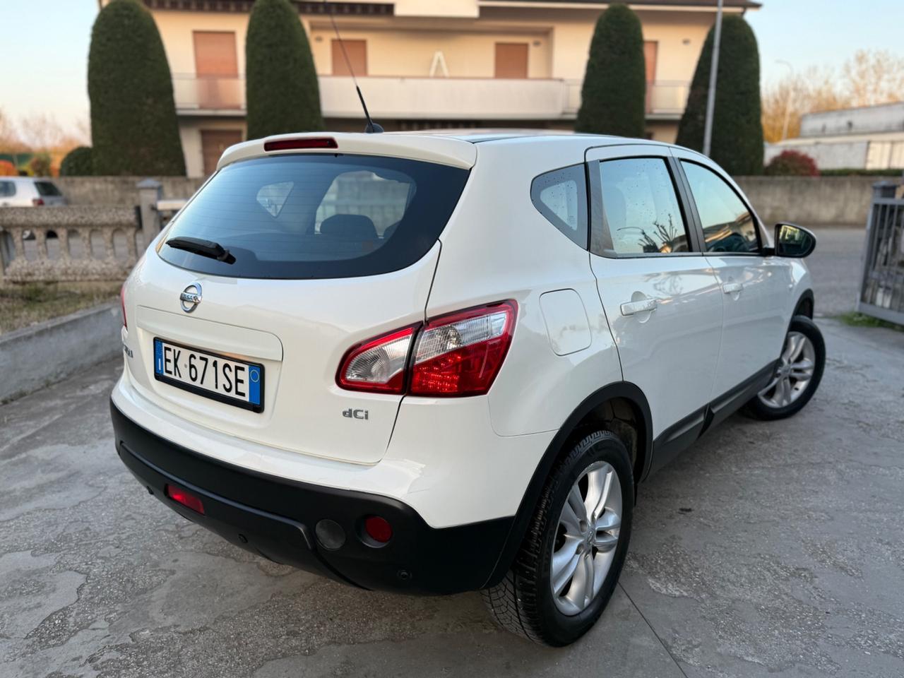 Nissan Qashqai 2.0 dCi 4WD AUTOMATICA 4x4 2012