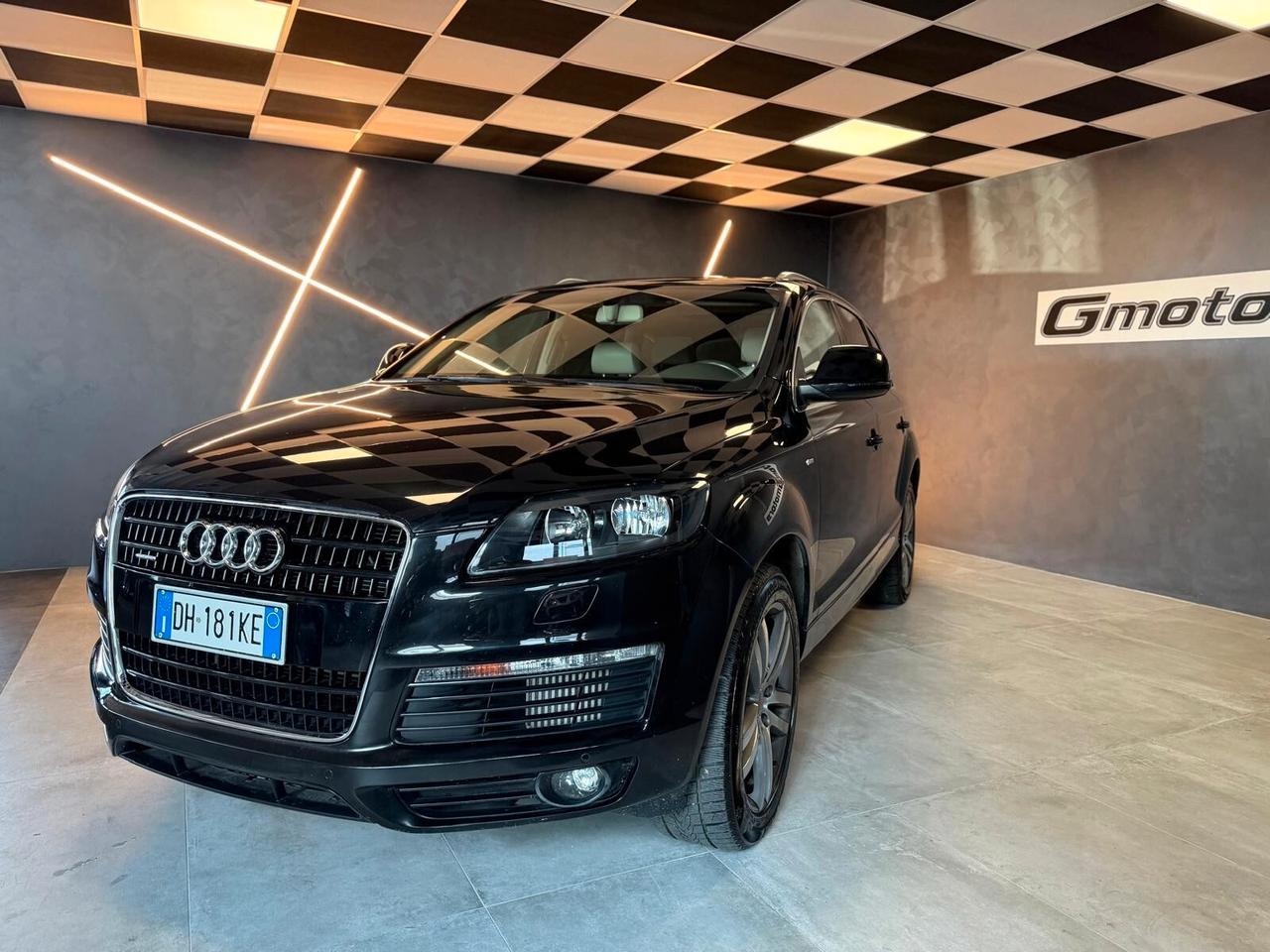 Audi Q7 3.0 V6 TDI 233CV quattro tiptronic
