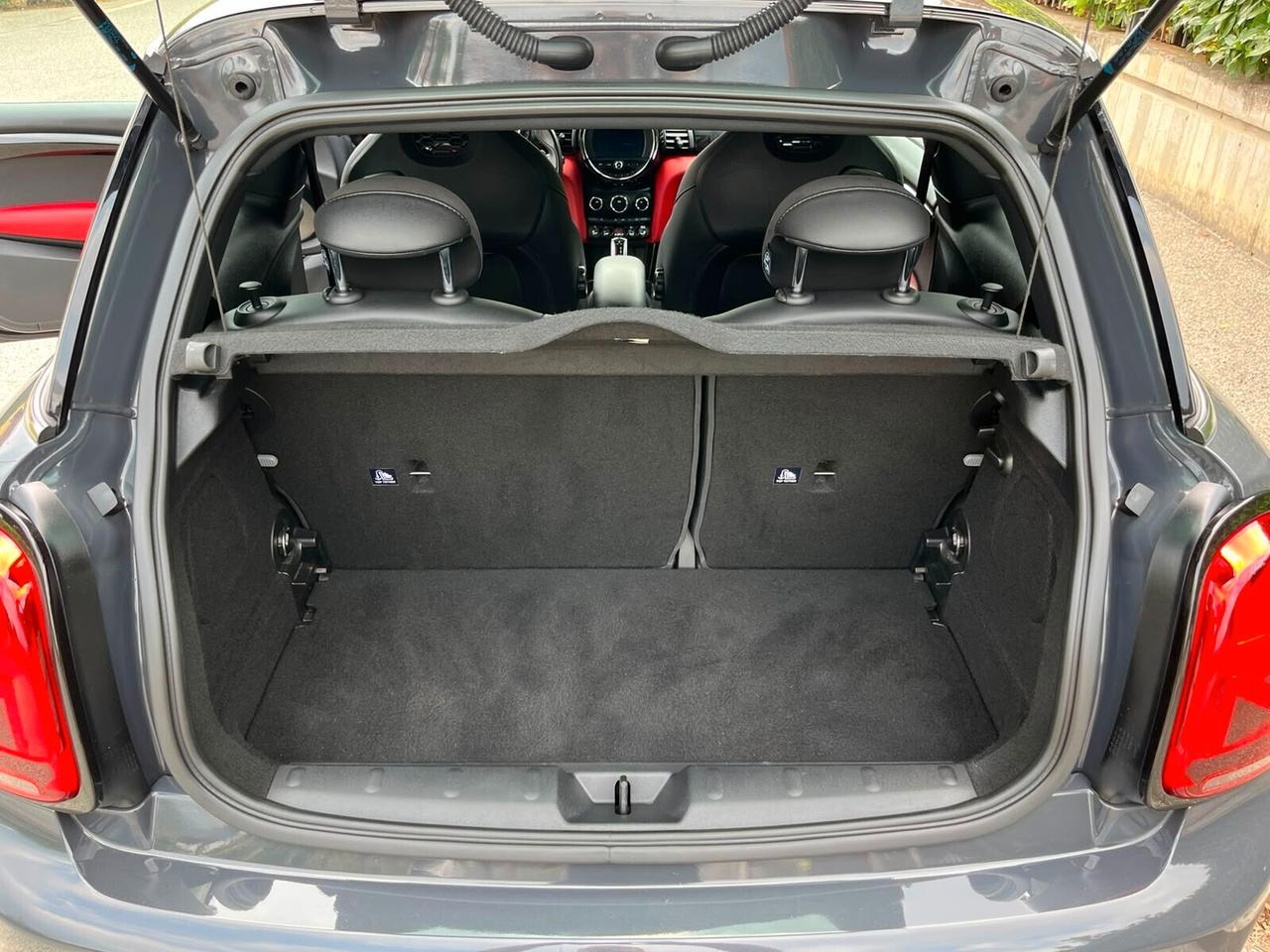 Mini 2.0 Cooper S 192CV Da VETRINA