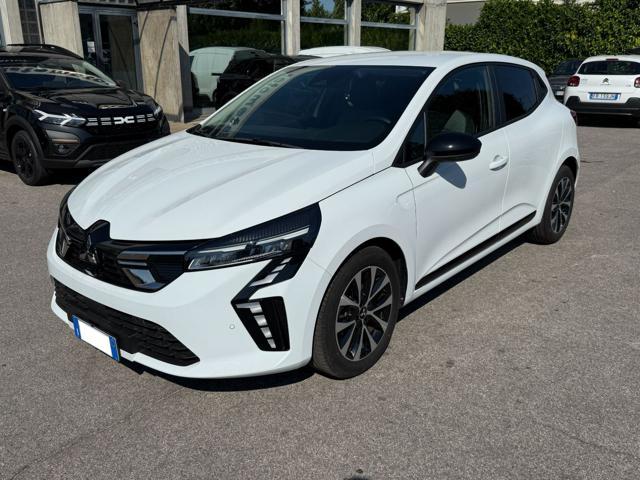 RENAULT Clio (mitsubishi COLT) 1.0 turbo 90 CV Invite -