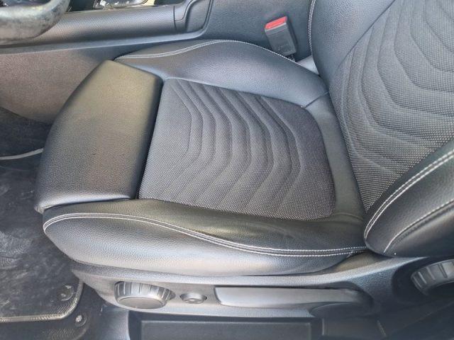 MERCEDES-BENZ GLB 180 d Automatic Business Extra