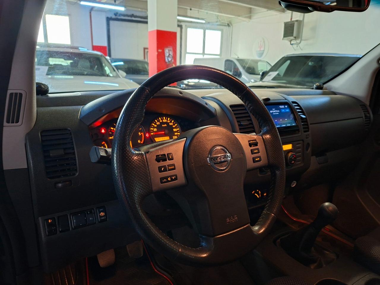 Nissan Navara 2.5 dCi 4 porte Double Cab Sport 98000km!! 4x4