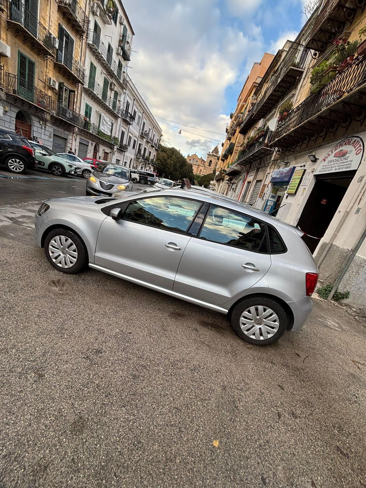 Volkswagen Polo 1.4 5 porte Highline FINANZIABILE NEOPATENTATI