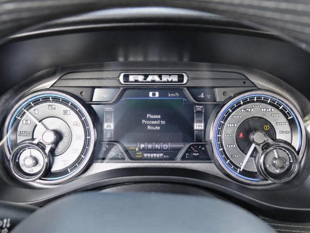 DODGE RAM 5.7 V8 Crew Cab AT8 Limited N1 Full optional