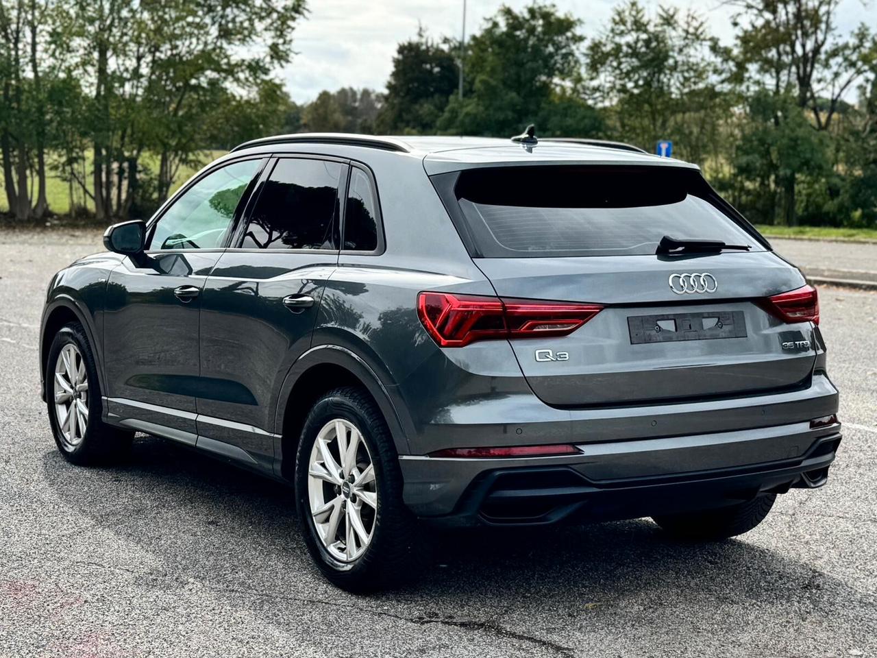 Audi Q3 35 TFSI 150cv S-line Matrix