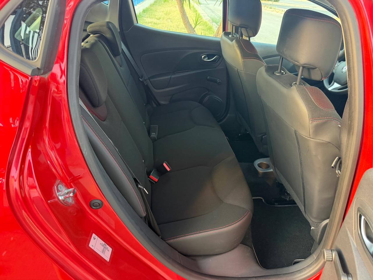 Renault Clio 1.5 dci 75 cavalli 2016 navigatore