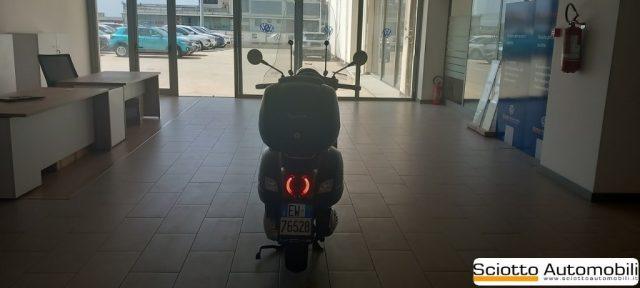 VESPA GTS 300 SUPERTECH