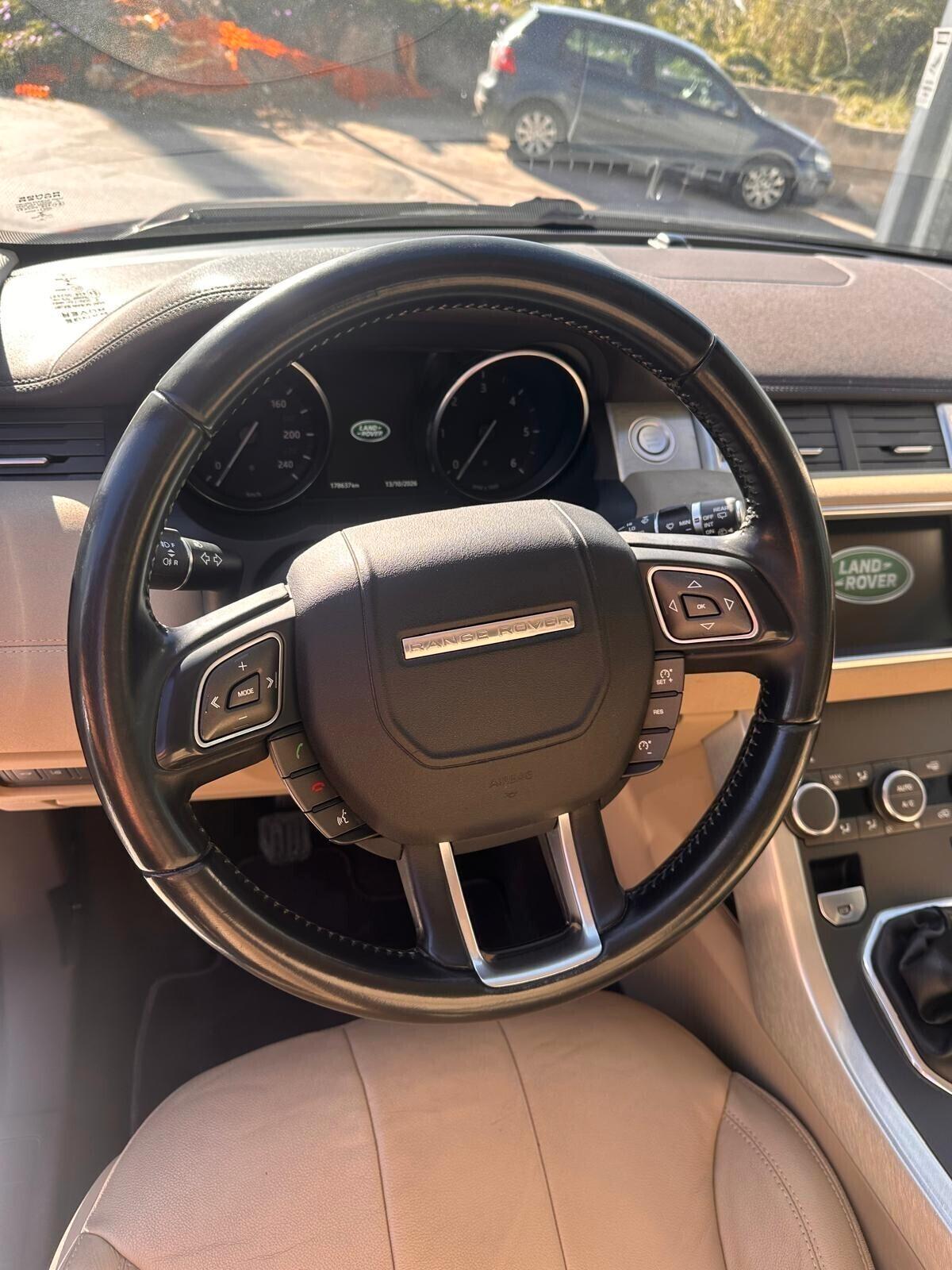 Land Rover Range Evoque 2.0 TD4 150 CV 5p. Pure