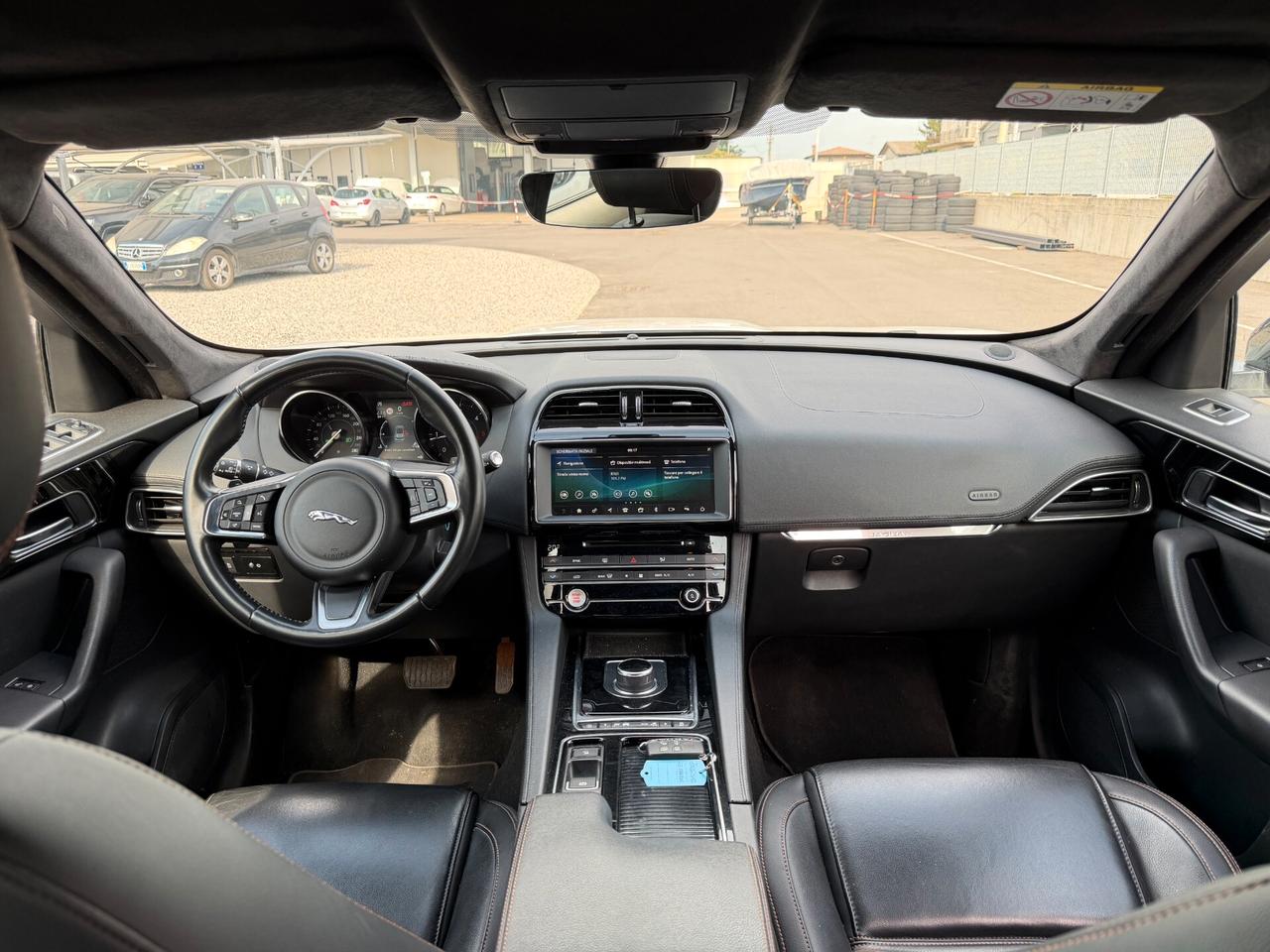 Jaguar F-Pace 2.0 D 240 CV AWD aut. Prestige