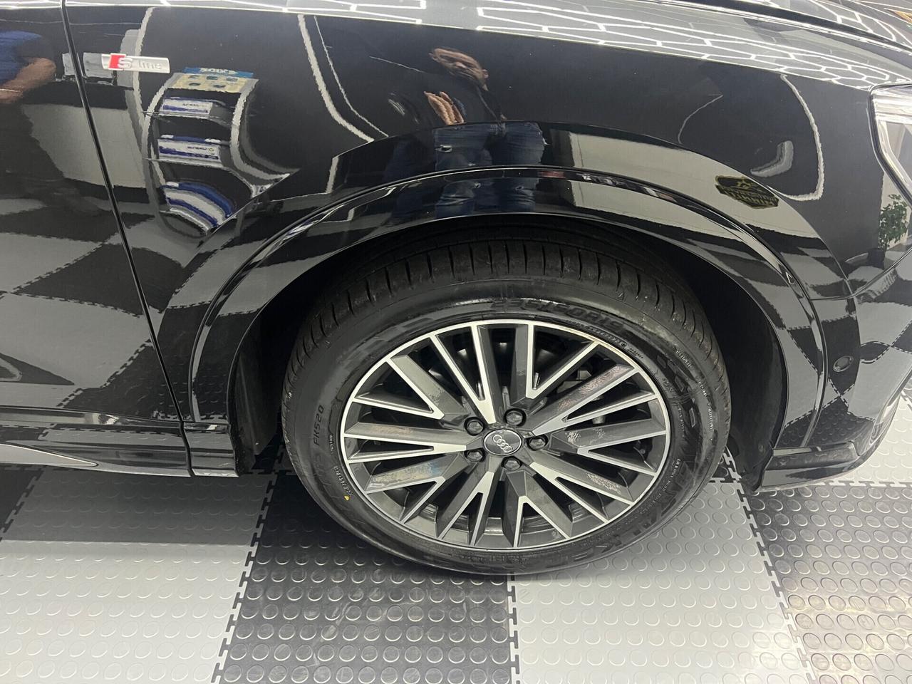 Audi Q3 35 TDI S tronic line edition