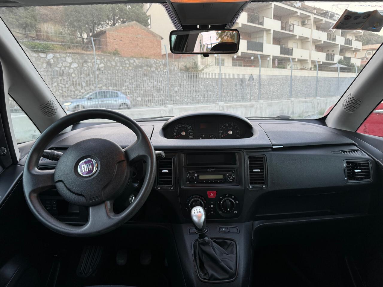 Fiat Idea 1.4 16V BlackMotion