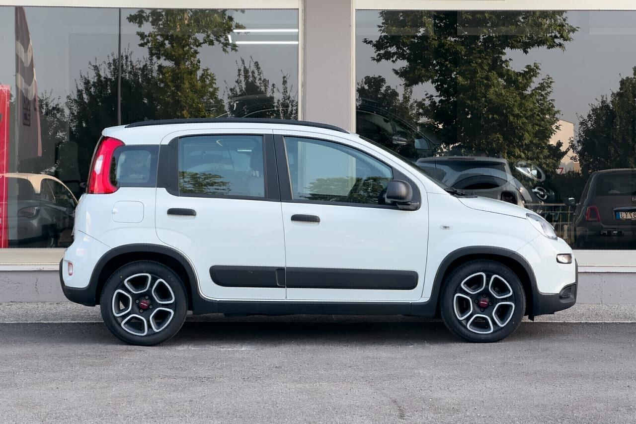 FIAT PANDA 1.0 Hybrid benzina