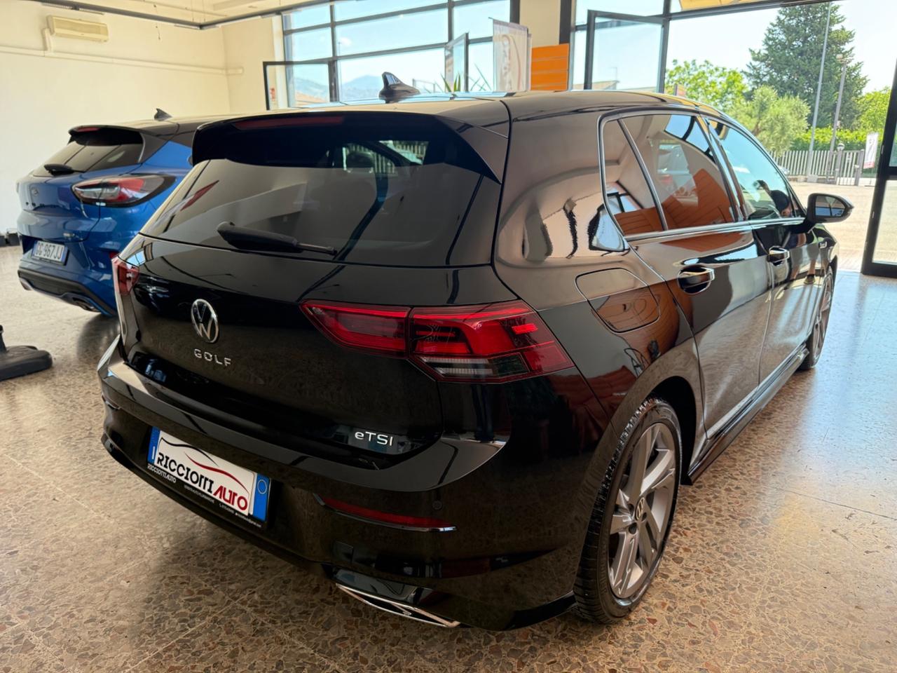 Volkswagen Golf 1.5 eTSI 150 CV EVO ACT DSG R-Line