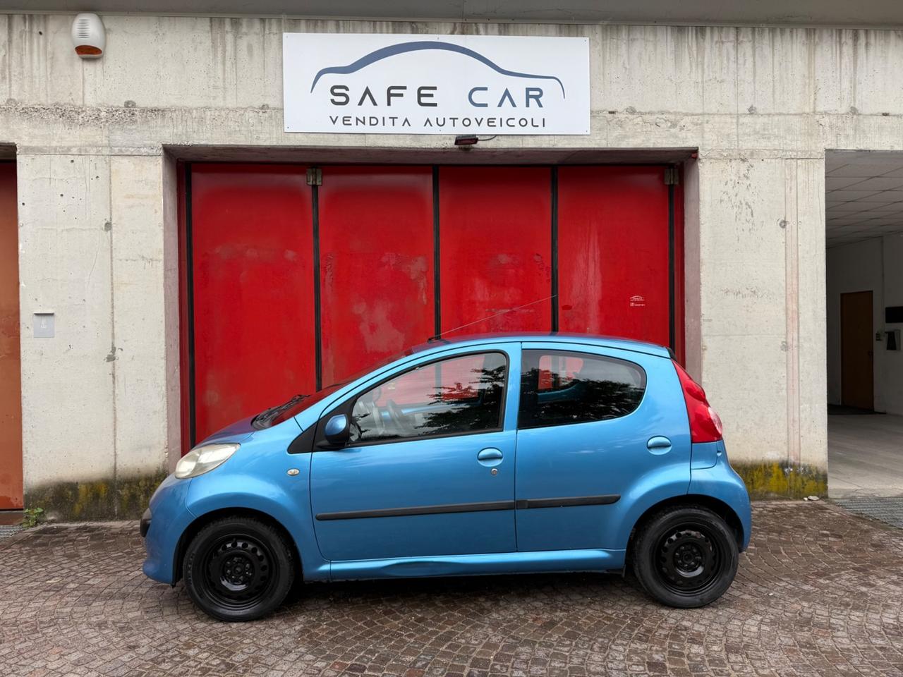 Peugeot 107 1.0 68CV 5p. Sweet Years NEOPATENTATI
