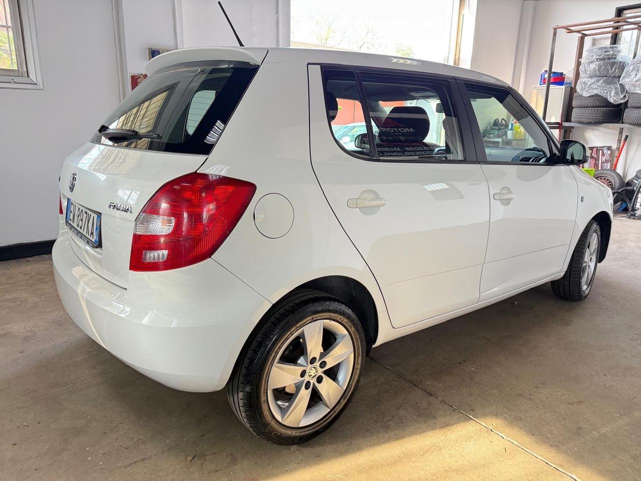 Skoda Fabia 1.6 TDI CR 90CV 5p. Drive EURO 5b