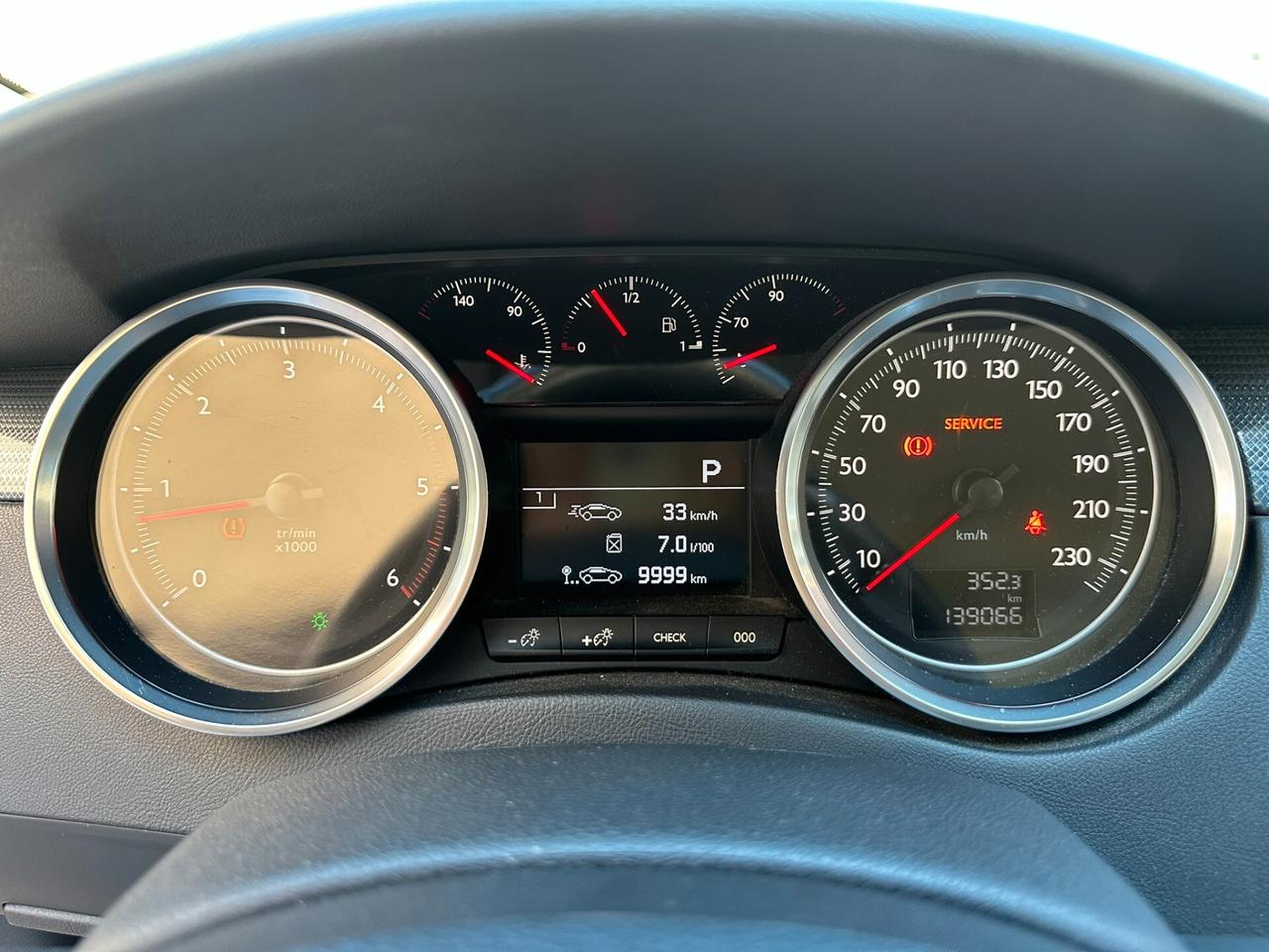 Peugeot 508 BlueHDi 120 EAT6 S&S SW Allure
