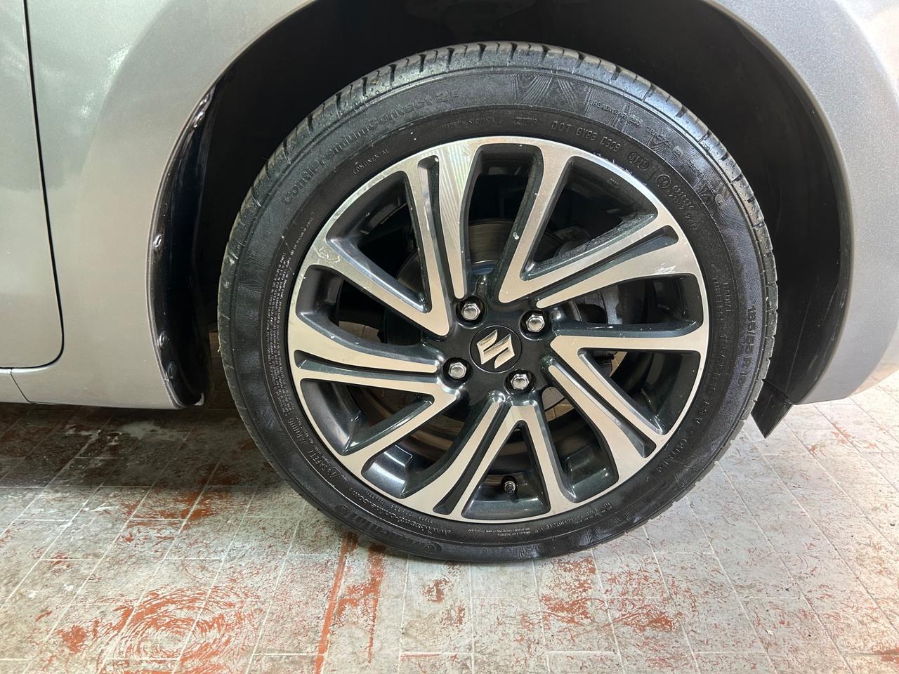 Suzuki Swift 1.2 Hybrid CVT Top