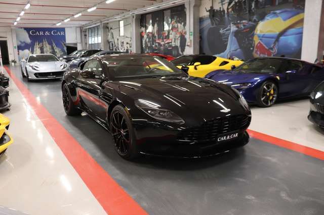 Aston Martin DB11 Coupe 5.2 V12 AMR