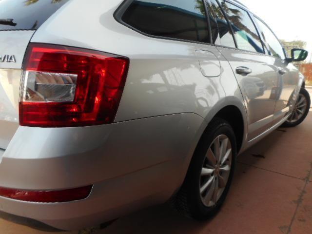 SKODA Octavia Octavia 1.6 TDI CR 110 CV DSG W. Execut.