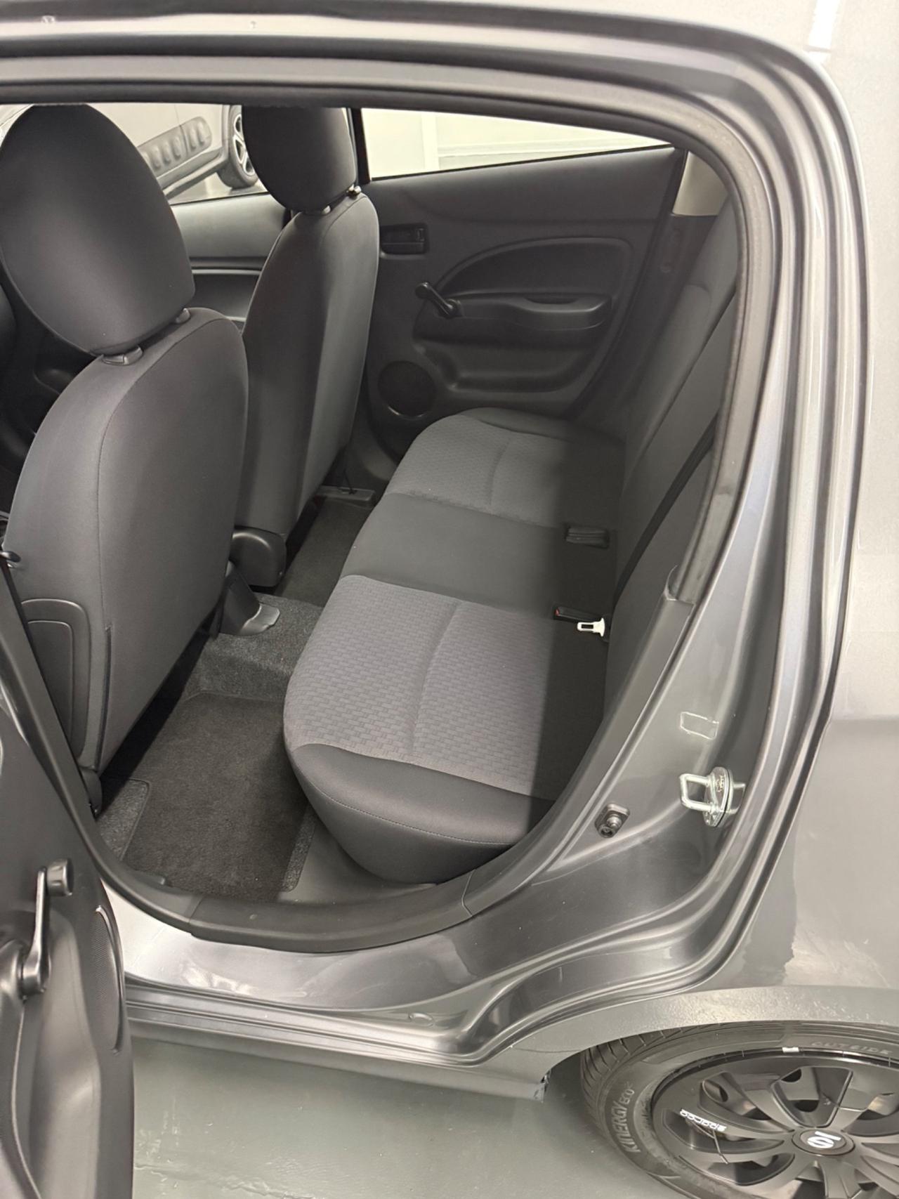 Mitsubishi Space Star 1.0 Invite