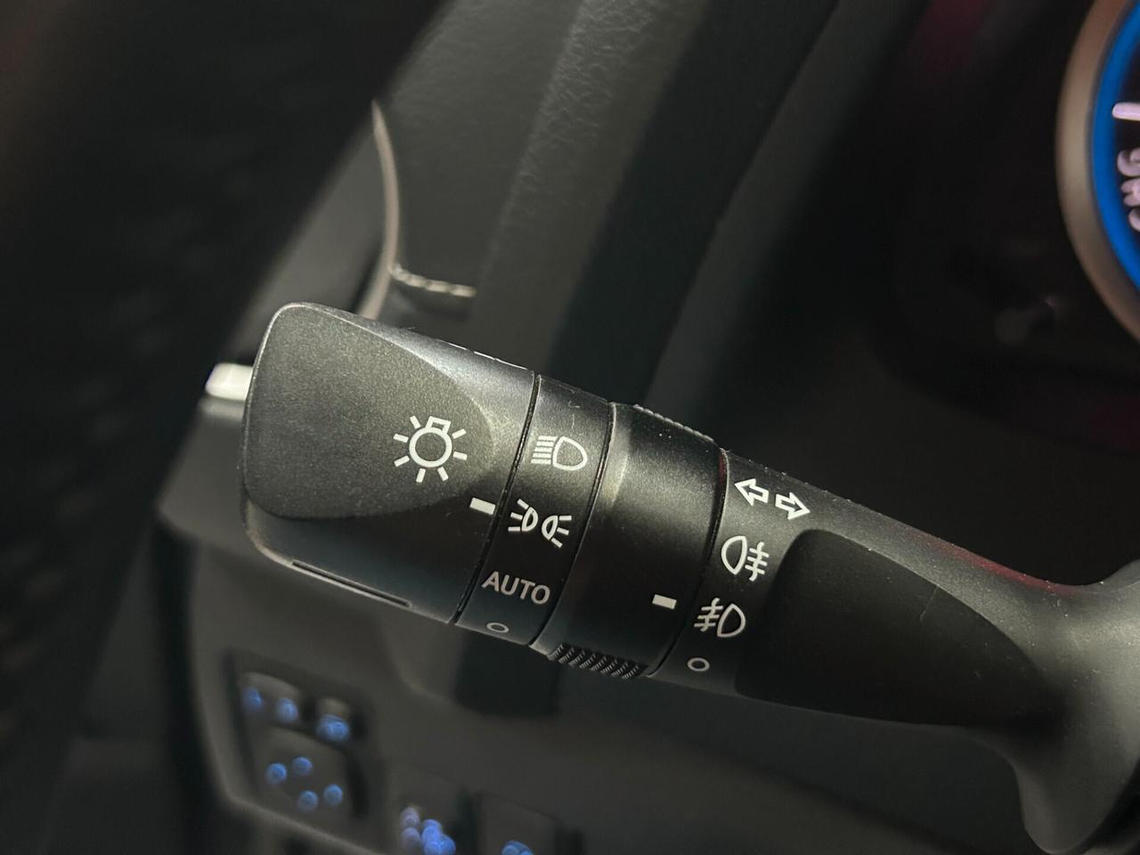 Toyota Auris Touring Sport 1.8 Hybrid Lounge 136cv +Tetto FULL