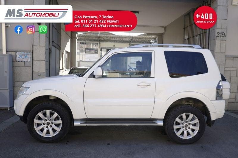 Mitsubishi Pajero Mitsubishi Pajero 3.2 DI-D 16V aut. 3p. Instyle DPF GANCIO TRAINO Unicoproprietario