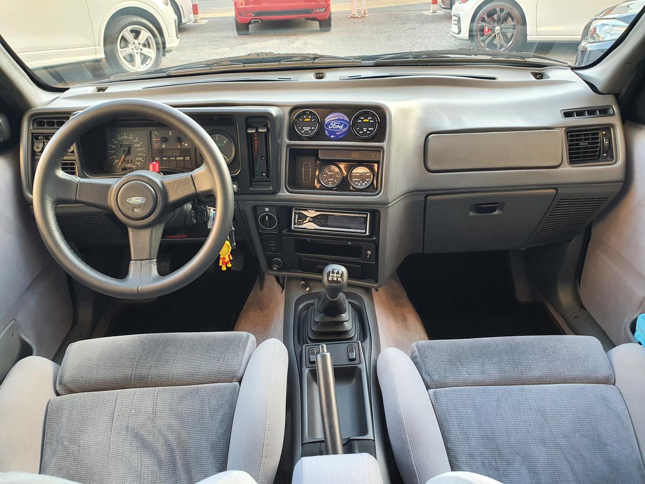 Ford Sierra 2.0i turbo 16V 4p. RS Cosworth RESTAURO TOTALE LEGGI DESCRIZIONE