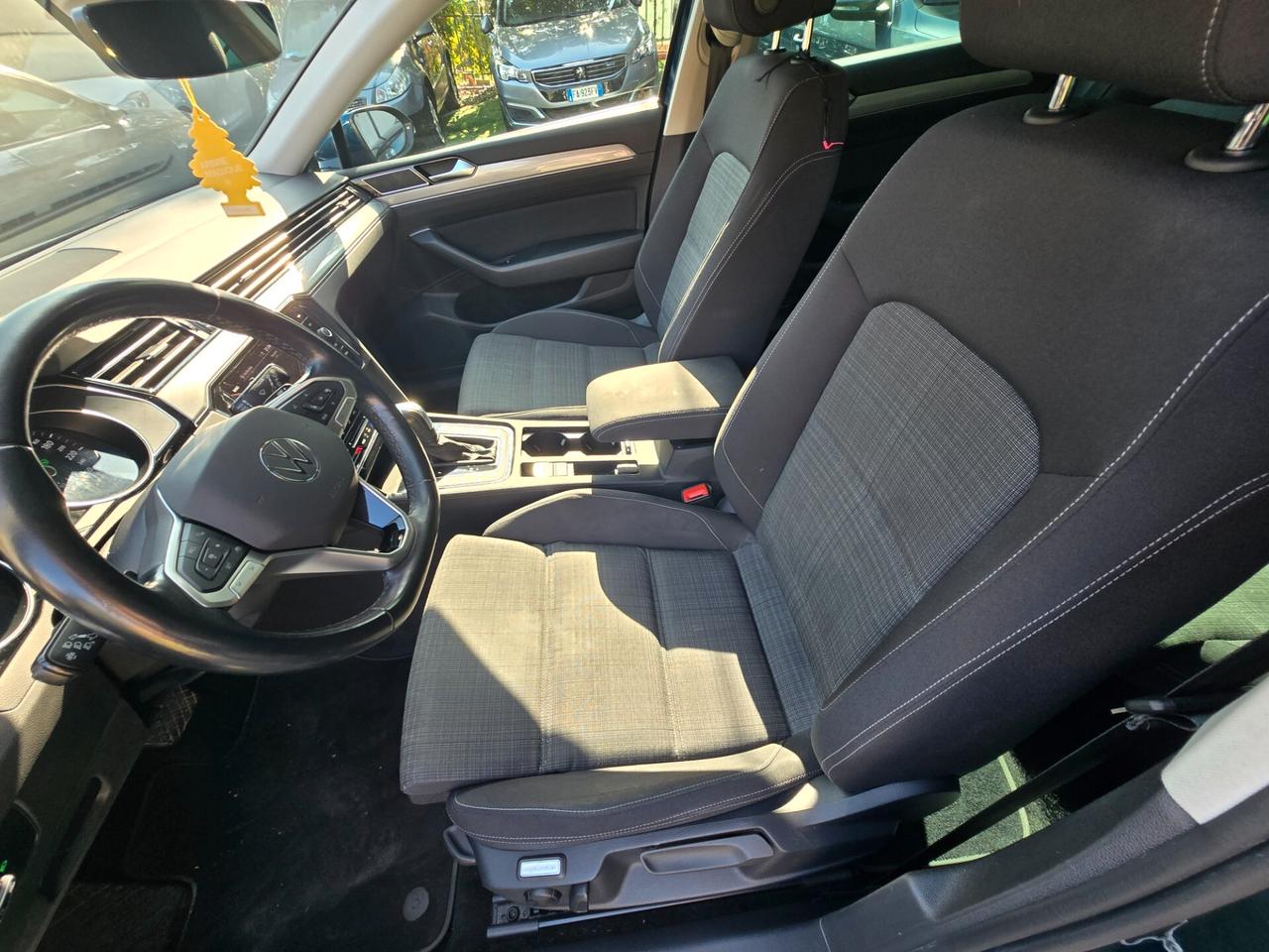 VW Passat Variant 2.0TDI 150CV EURO6-2022