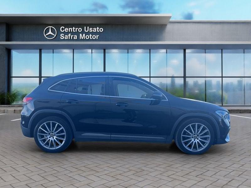 Mercedes-Benz GLA GLA 200 d Automatic Premium