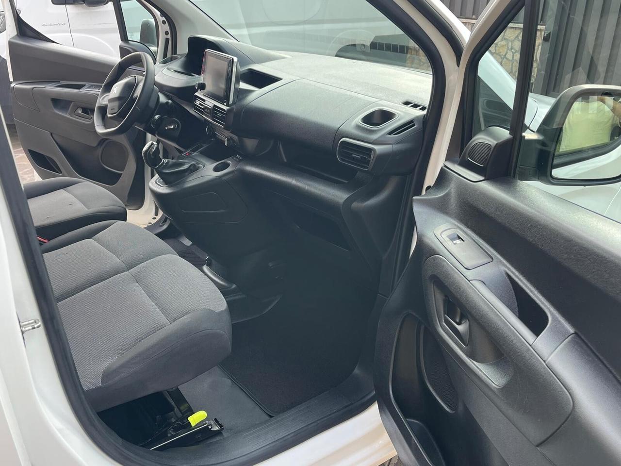 Peugeot Partner 1.5 Motore Nuovo Full optional Prezzo Finito