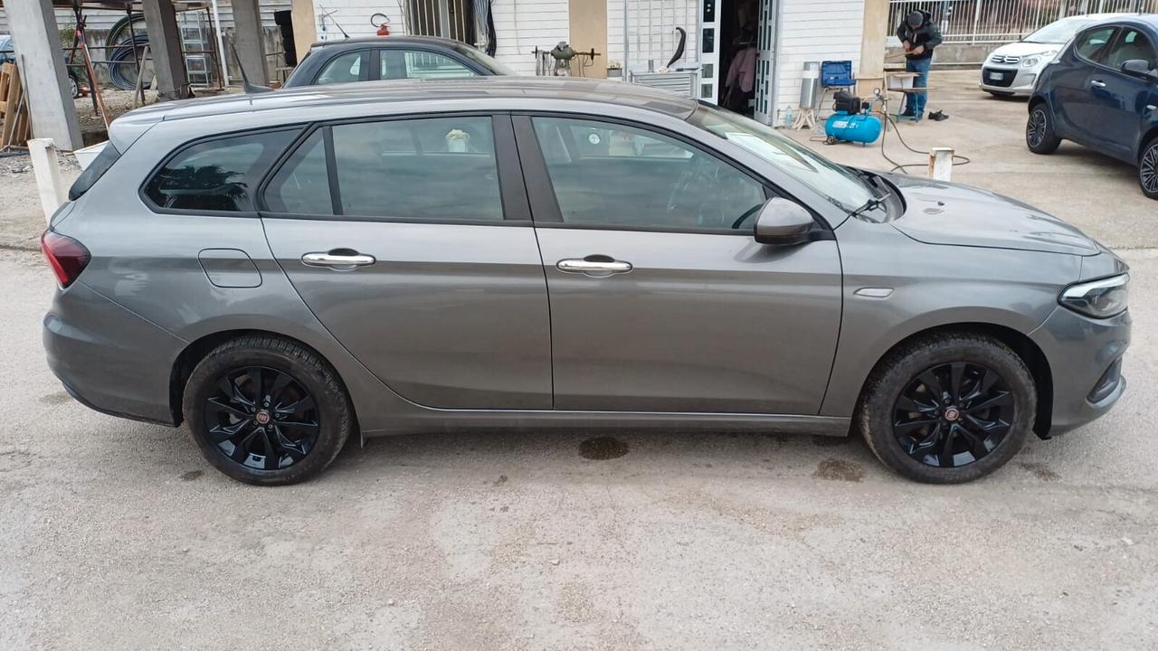 Fiat Tipo 1.6 Mjt S&S SW 2023 SOLO 40MILA KM