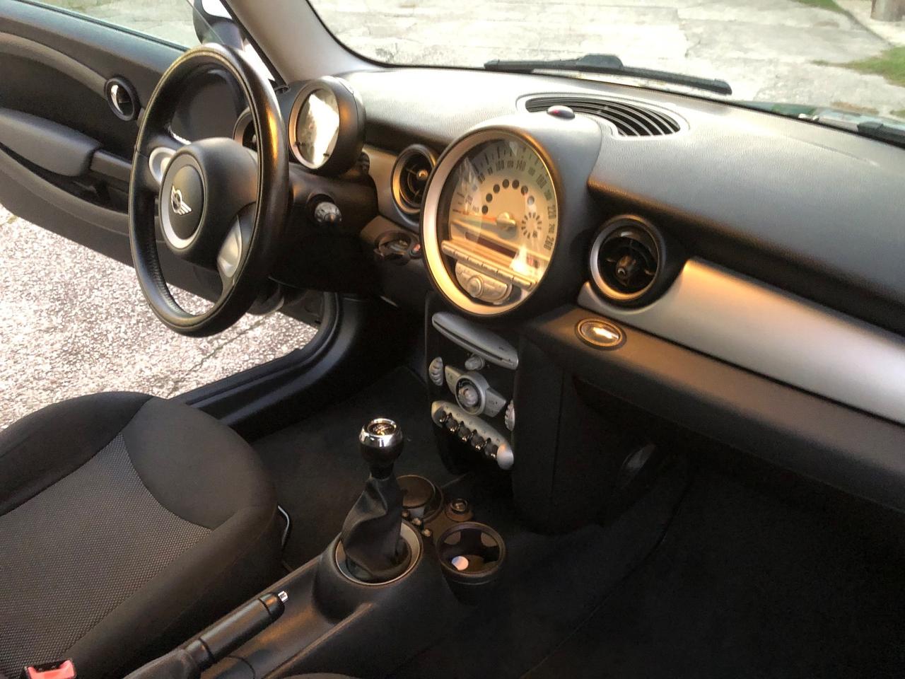 MINI ONE 1.4 BENZINA - KM 92000