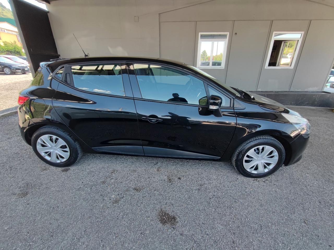 Renault Clio 1.5 dCi 8V 75CV 5 porte Wave