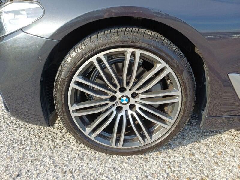 BMW Serie 5 520d Touring Msport auto