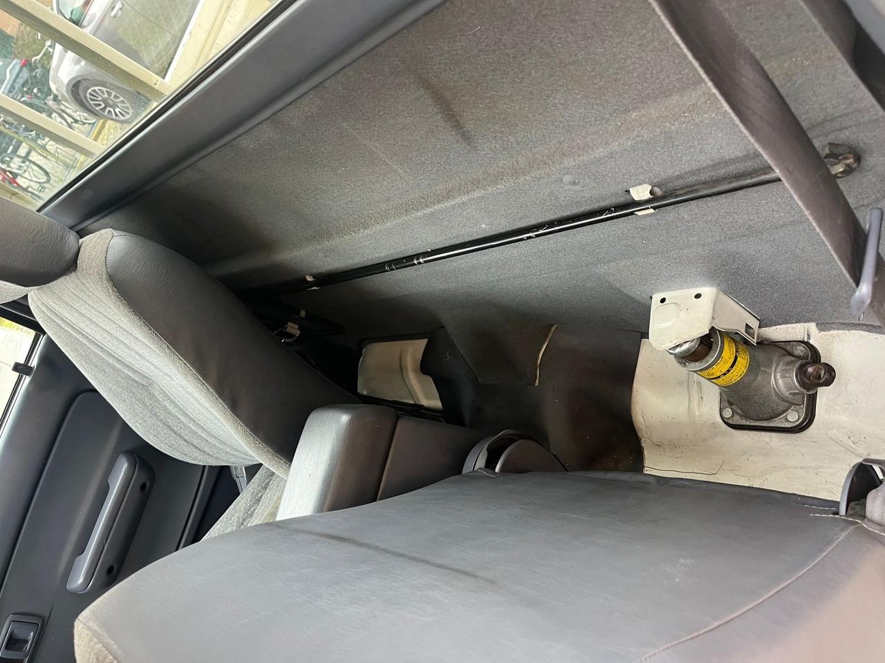 Toyota Hilux 2.4 2WD