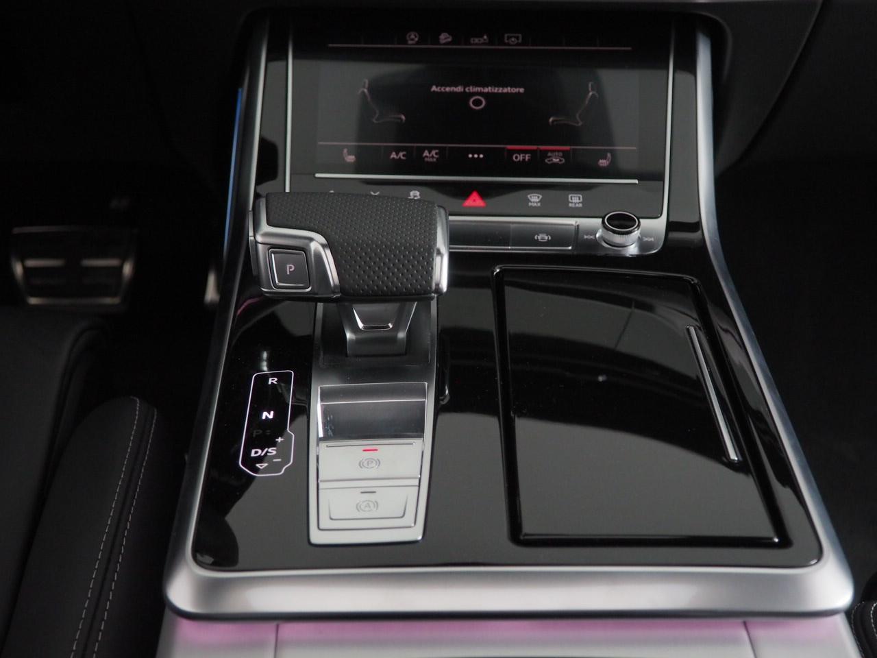 AUDI Q8 I 2018 - SQ8 4.0 V8 tdi mhev quattro tiptronic