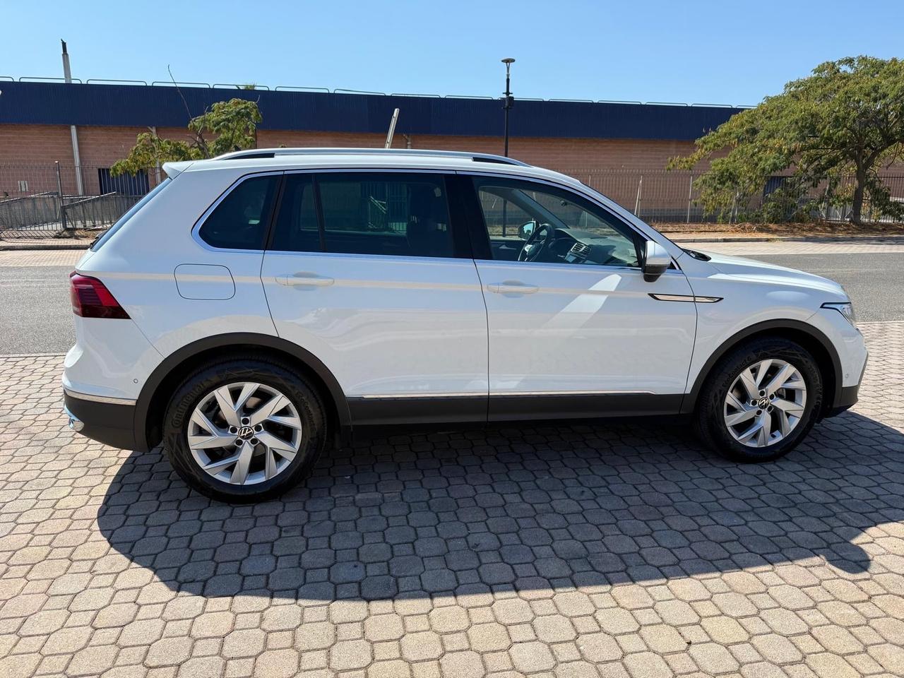 Volkswagen Tiguan 2.0 TDI 150 CV SCR DSG Elegance