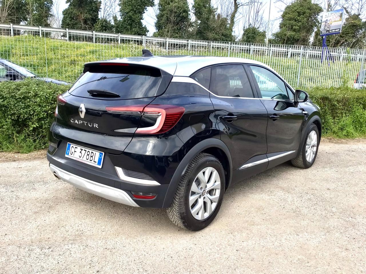 Renault Captur TCe 12V 100 CV GPL Intens