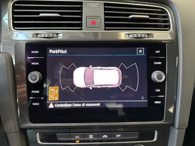 VOLKSWAGEN Golf 1.5 TGI 5p. Business - Carplay - Adaptive Cruise