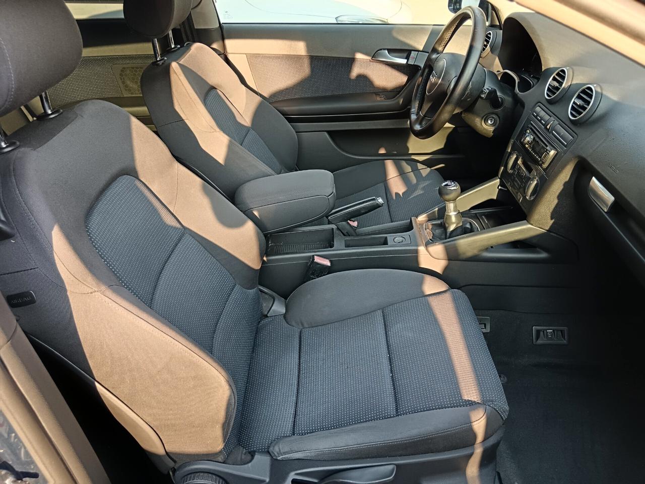 Audi A3 1.9 TDI 105CV 3 PORTE AMBITION