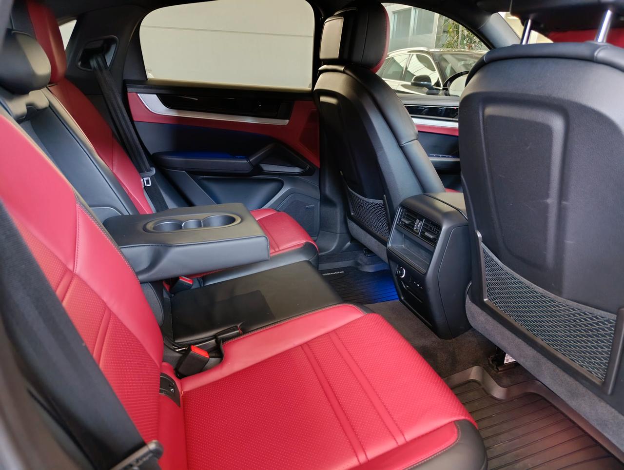 Porsche Cayenne Coupe 3.0 e-hybrid 5p.ti tiptronic