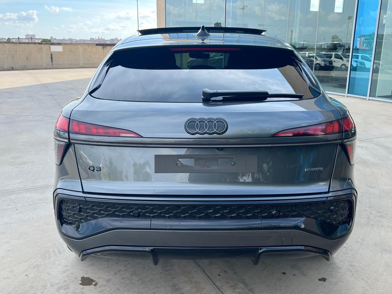 Audi Q3 SPB TDI 193CV quattro S tronic S line - possibilità noleggio no scoring