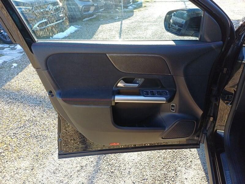 Mercedes-Benz GLA GLA 180 d Automatic Premium