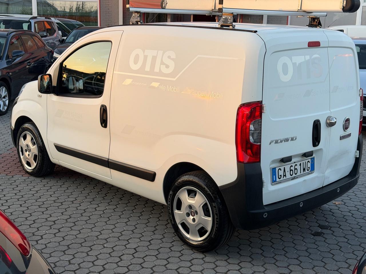 Fiat Fiorino 1.3 MJT 95CV Cargo Adventure