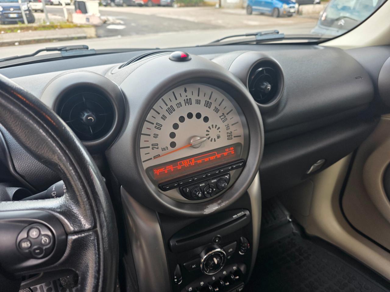 Mini Cooper Countryman 1.6 D 110cv