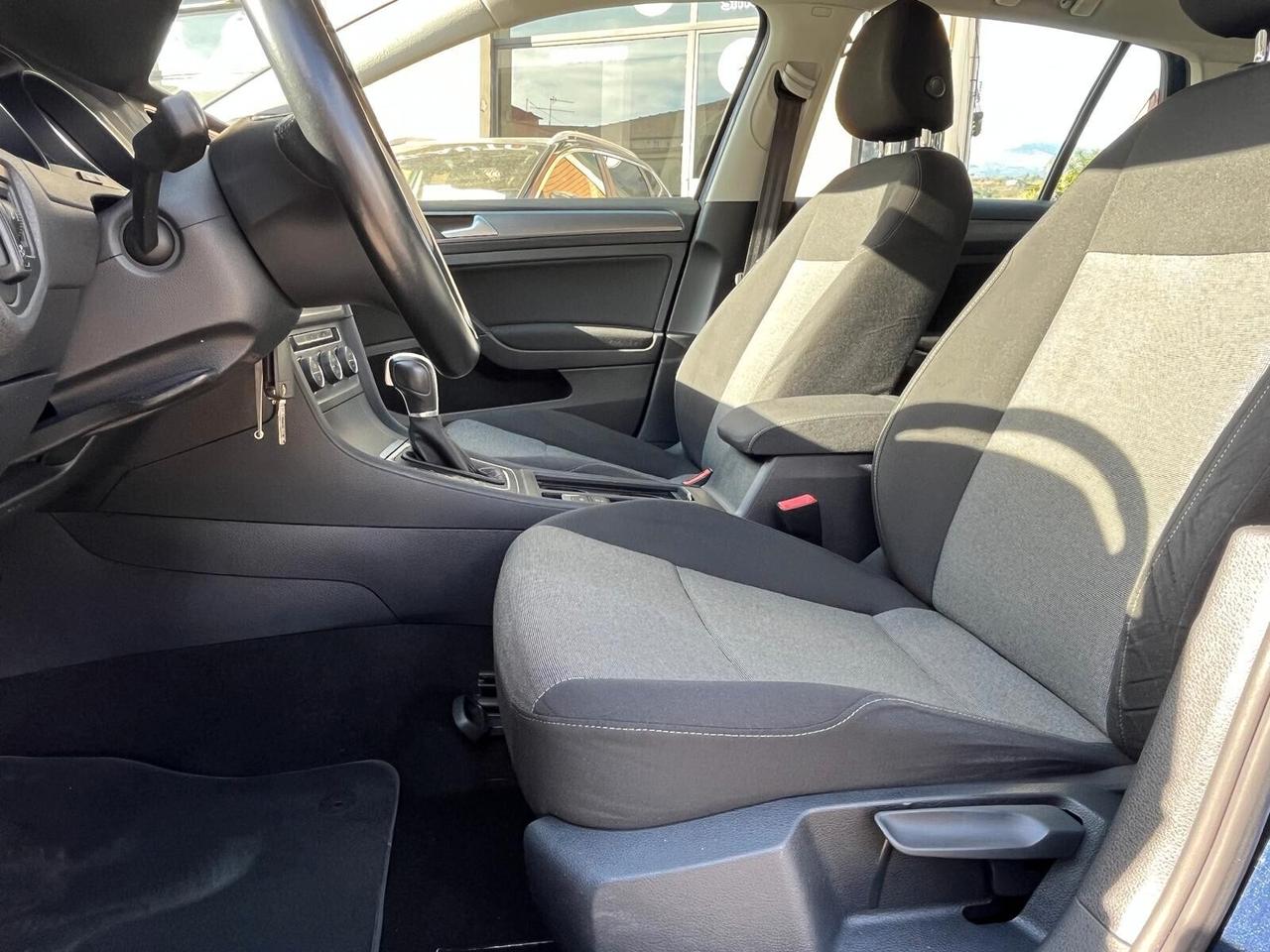 Volkswagen Golf 1.6 TDI DSG 5p. Highline BlueMotion Technology