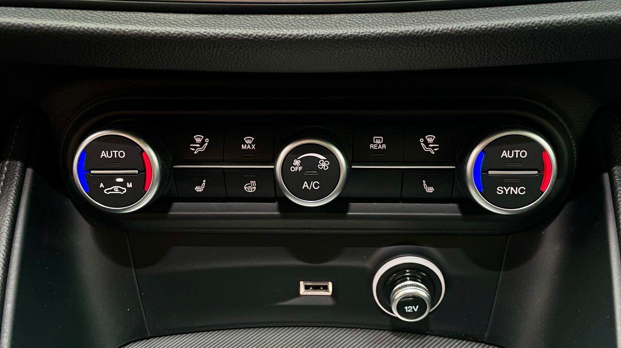 ALFA ROMEO STELVIO 2.2 VELOCE TURBODIESEL Q4 210 CV - TETTO, PELLE, FULL LED