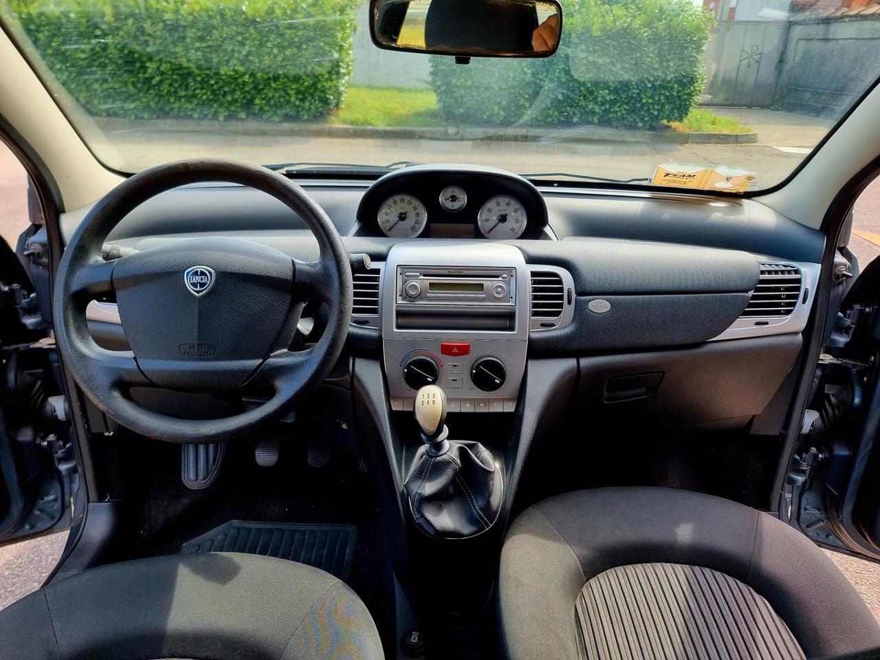Lancia Ypsilon 1.4 Gpl ADATTA A NEOPATENTATI